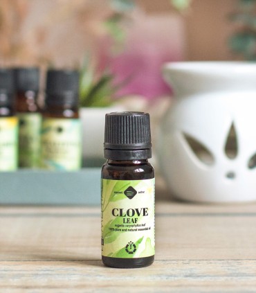 Clove leaf essential oil