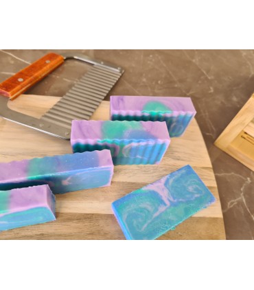 Soap cutter wavy