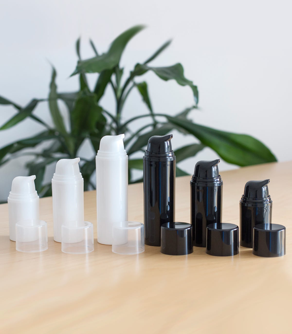 Pump and cap for Airless Lyra Black bottles