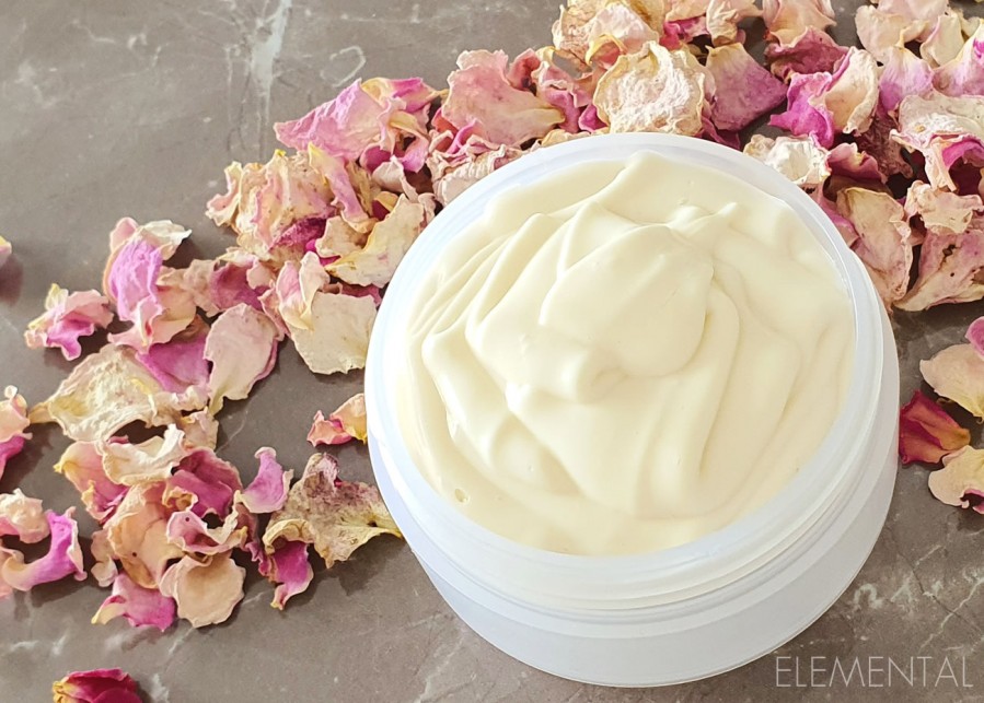 Lush cream for very dry skin